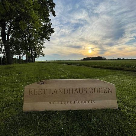 Reet Landhaus Ruegen Ummanz Bagian luar foto